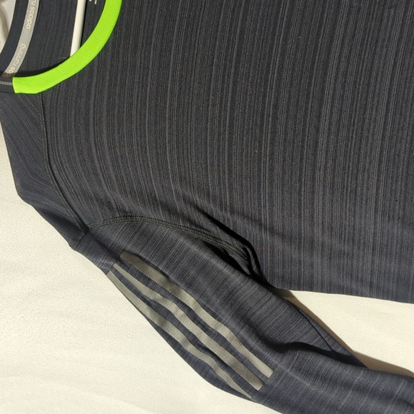 Adidas Men's Size Medium Grey & Florescent Green Long Sleeve Shirt - Picture 2 of 6